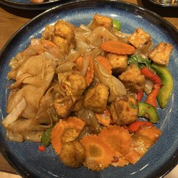 Bogo Calamari Pad Kee Mow