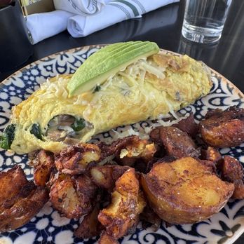 The Goldfinch - New American Near Me - Irvine, California
