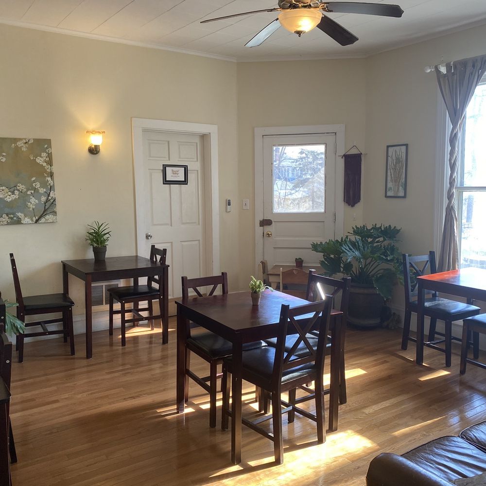 Bountiful Bakery - Inside seating at the rear. - Bakeries Near Me - Fairfield, Iowa Bountiful Bakery - Inside seating at the rear. - Bakeries Near Me - Fairfield, Iowa