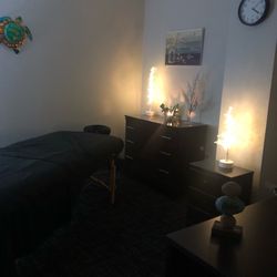 Soothing Springs Massage - I love her space and the cutie pit little sea turtles
