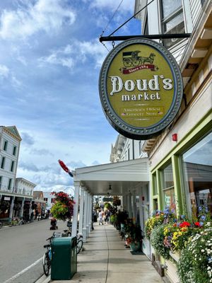 Doud's market by null