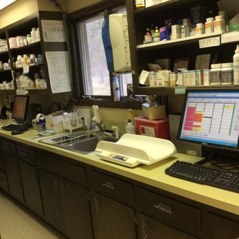 Pine Creek Veterinary Associates - Veterinarians Near Me - Lock Haven, Pennsylvania