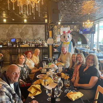 Francesco's Supper Club - Italian Near Me - Staten Island, New York