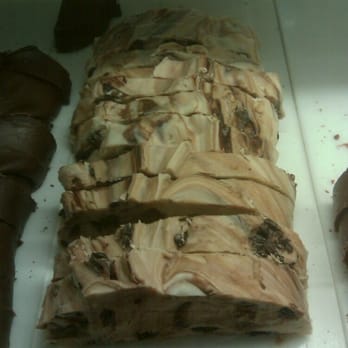 Kilwins - Annapolis Mudd, my favorite! - Ice Cream & Frozen Yogurt Near Me - Annapolis, Maryland