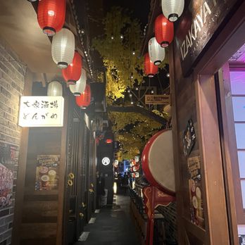 Izakaya Nana - Inside Hallway - Izakaya Near Me - Flushing, New York Izakaya Nana - Inside Hallway - Izakaya Near Me - Flushing, New York