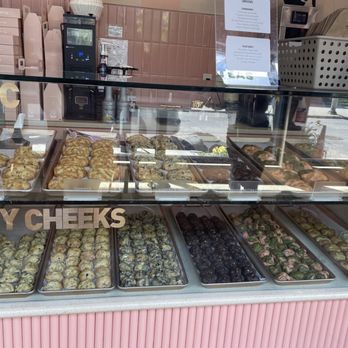Feed The Cheeks - Display - Desserts Near Me - Providence, Rhode Island