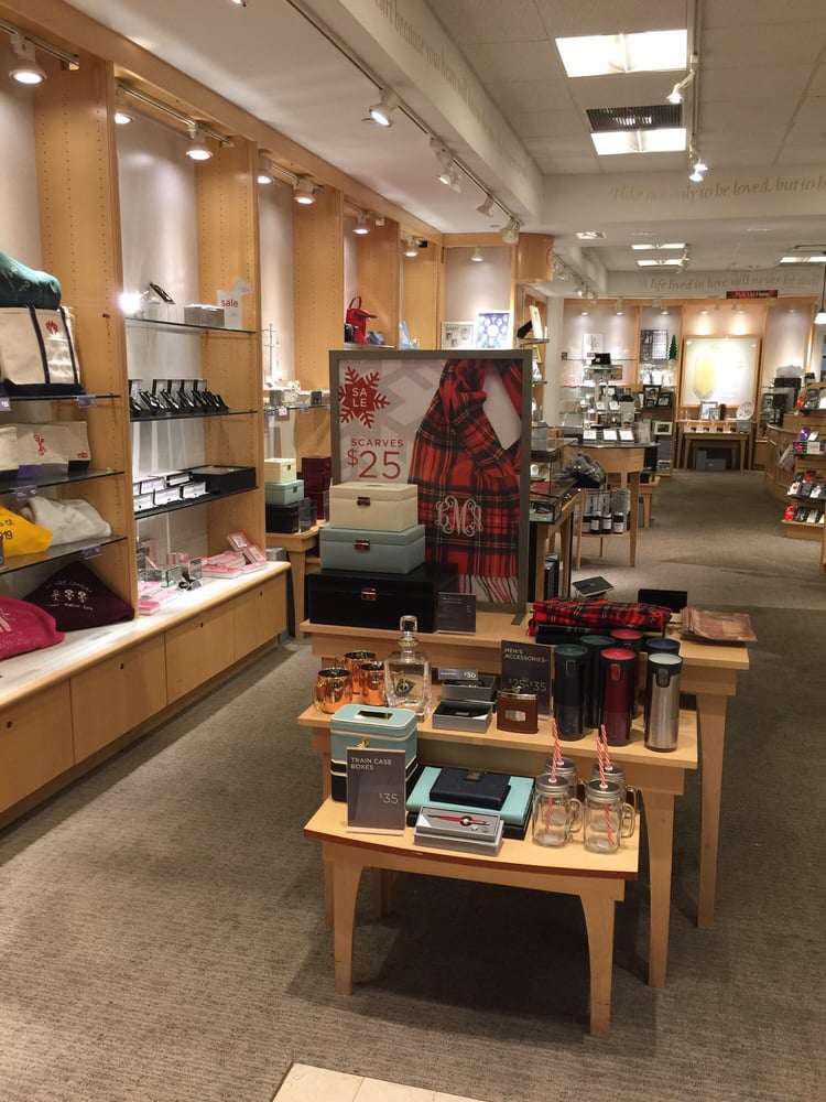 THINGS REMEMBERED Updated September 2024 Volusia Mall, Daytona