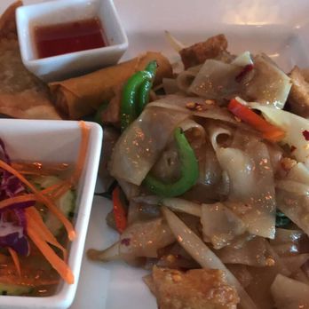 Pinto Thai Ramona - Pad Kee-Mao (Drunken Noodles) - Thai Near Me - Ramona, California