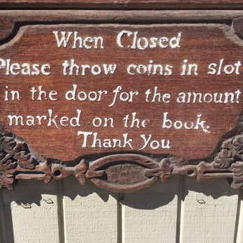 Bart's Books - Awesome! They trust that you will pay for the books that are shelved on the street side - Bookstores Near Me - Ojai, California