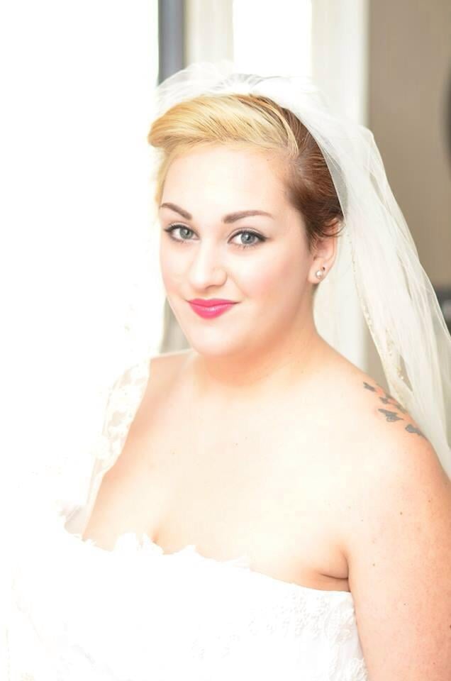 TrueVanity Makeup Artist Logo
