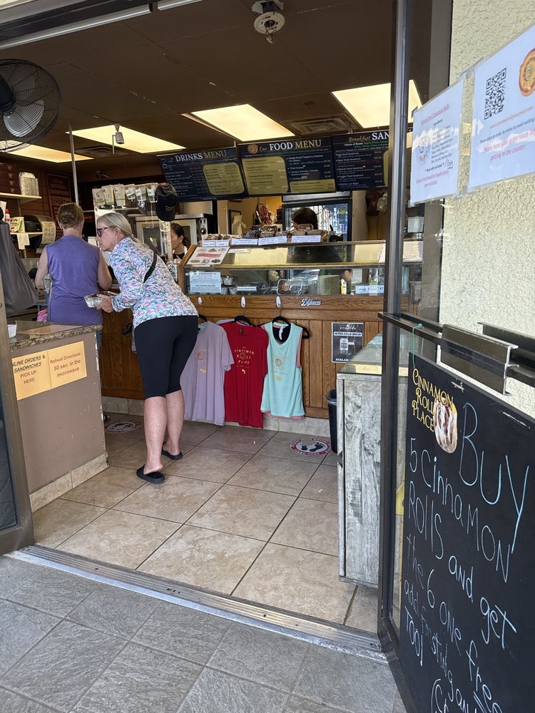 CInnamon Roll Place 