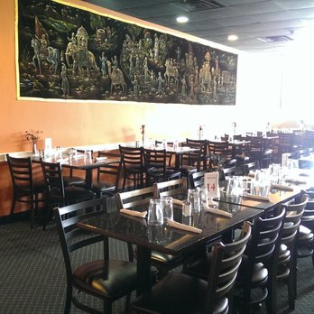 New Krishna Indian Restaurant - Separate seating on the other side of the restaurant - Indian Near Me - Cincinnati, Ohio New Krishna Indian Restaurant - Separate seating on the other side of the restaurant - Indian Near Me - Cincinnati, Ohio