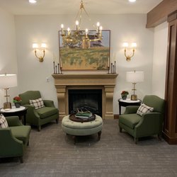 Seven Hills Senior Living - Entry area of Seven Hills