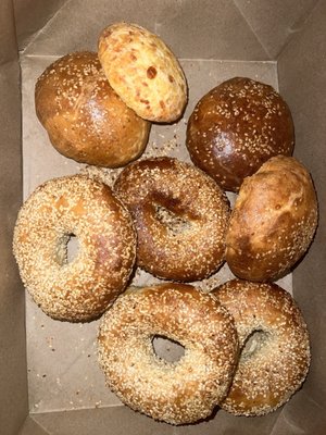 Modern Bread and Bagel by null