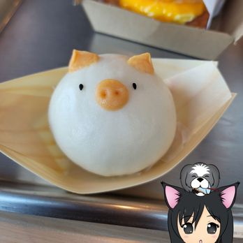 Cafe Aloe - Piggy bun. Love, @eatoutthao - Cafes Near Me - Bellevue, Washington