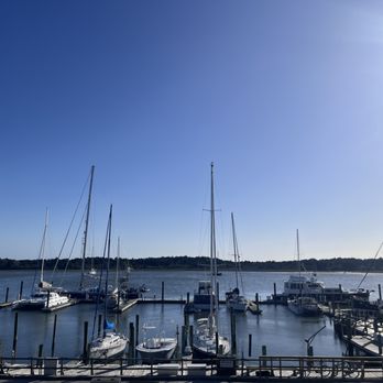 Inlet Inn - Hotels Near Me - Beaufort, North Carolina Inlet Inn - Hotels Near Me - Beaufort, North Carolina