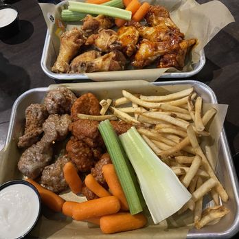 Buffalo Wild Wings - Sports Bars Near Me - San Jose, California Buffalo Wild Wings - Sports Bars Near Me - San Jose, California