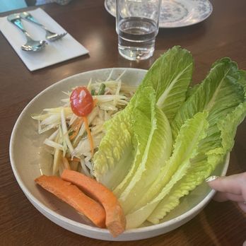 VeLa Brunch & Thai Restaurant - Papaya Salad mild - Breakfast & Brunch Near Me - San Jose, California
