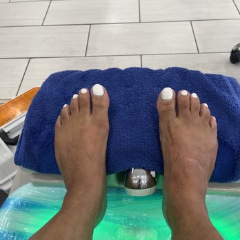 Diamond Nails & Spa - This is my toes before the pedicure - Nail Technicians Near Me - Fairfield, California Diamond Nails & Spa - This is my toes before the pedicure - Nail Technicians Near Me - Fairfield, California