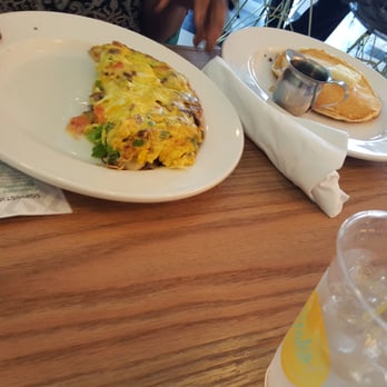Staks Pancake Kitchen - Memphis - Create your own omelette - American Near Me - Memphis, Tennessee Staks Pancake Kitchen - Memphis - Create your own omelette - American Near Me - Memphis, Tennessee