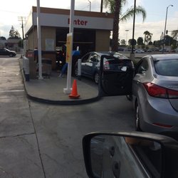 This place is popular!!!