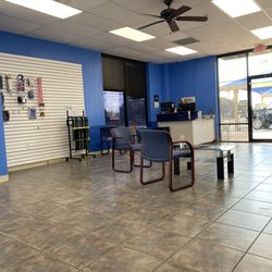 Waterfalls Lube Center - Wide open spaces. Left to my own devices.