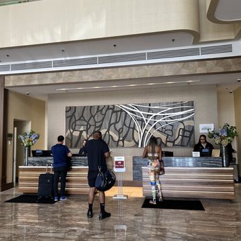 Teaneck Marriott at Glenpointe - Hotels Near Me - Teaneck, New Jersey