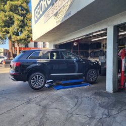 George Oren Tire Specialist - About to get tires rotated.