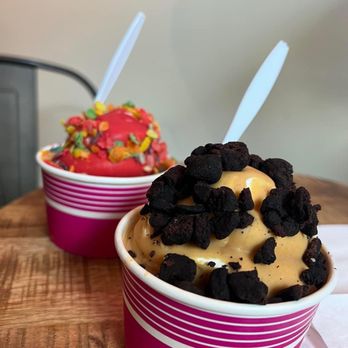 Simons Says Dip This - Ice Cream & Frozen Yogurt Near Me - Durham, North Carolina