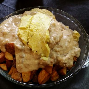 Hazel's Diner And Bakery - That's like a pie plate full of food - betcha can't eat it all! - Breakfast & Brunch Near Me - Hebron, Illinois Hazel's Diner And Bakery - That's like a pie plate full of food - betcha can't eat it all! - Breakfast & Brunch Near Me - Hebron, Illinois