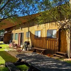 Deadbroke Inn - THE BUNKHOUSE VACATION RENTAL