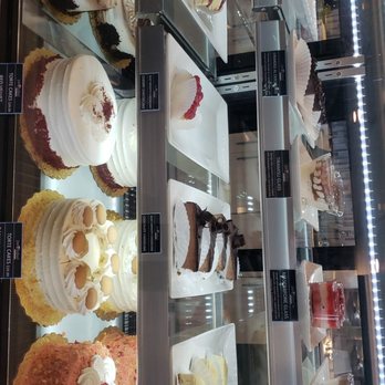 Just Baked - Cakes, macarons, mousse, oh my! - Desserts Near Me - Southfield, Michigan Just Baked - Cakes, macarons, mousse, oh my! - Desserts Near Me - Southfield, Michigan