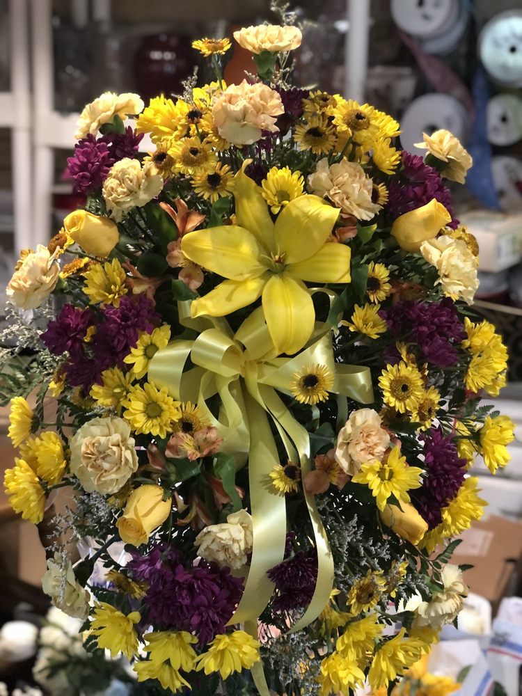 MISS BEE HAVEN FLORIST Updated September 2024 10 Photos & 18