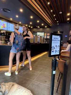 Luckin Coffee by null