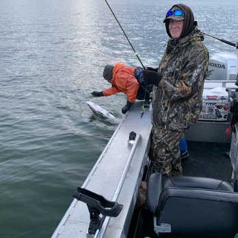 Scotts Outdoor Adventures - Oversized sturgeon catch and release trip - Fishing Near Me - Astoria, Oregon Scotts Outdoor Adventures - Oversized sturgeon catch and release trip - Fishing Near Me - Astoria, Oregon