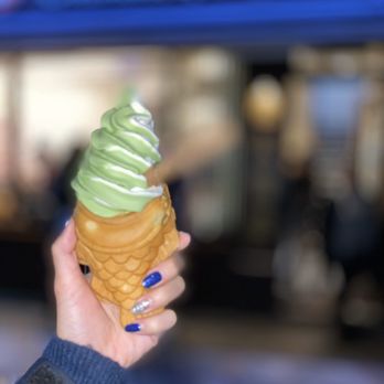 Chinatown Bakery - Bakeries Near Me - London, XGL