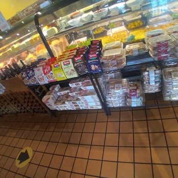 Colombo's Delicatessen - Delis Near Me - Pacifica, California