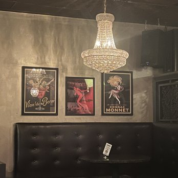 Brando's Speakeasy - Karaoke Near Me - Chicago, Illinois