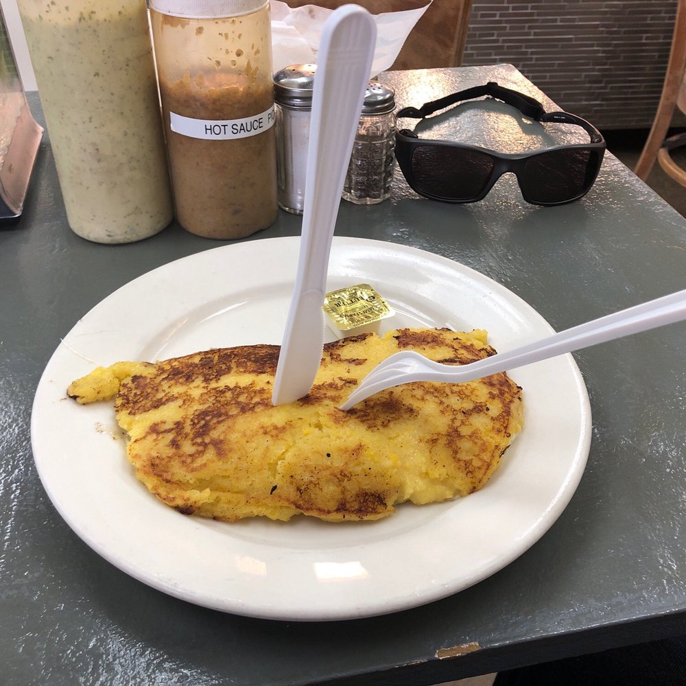 European Corner - Cachapa con queso guayanés - Bakeries Near Me - South Miami, Florida
