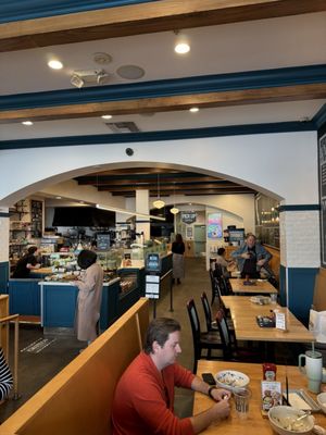 Claudine Artisan Kitchen & Bakeshop by null