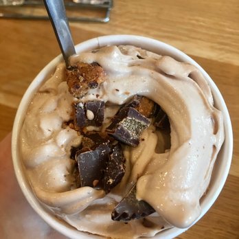 J. Selby's - Peanut butter cup Soyclone ($6) made with Justin's Dark Chocolate PB cups - Vegan Near Me - St Paul, Minnesota J. Selby's - Peanut butter cup Soyclone ($6) made with Justin's Dark Chocolate PB cups - Vegan Near Me - St Paul, Minnesota