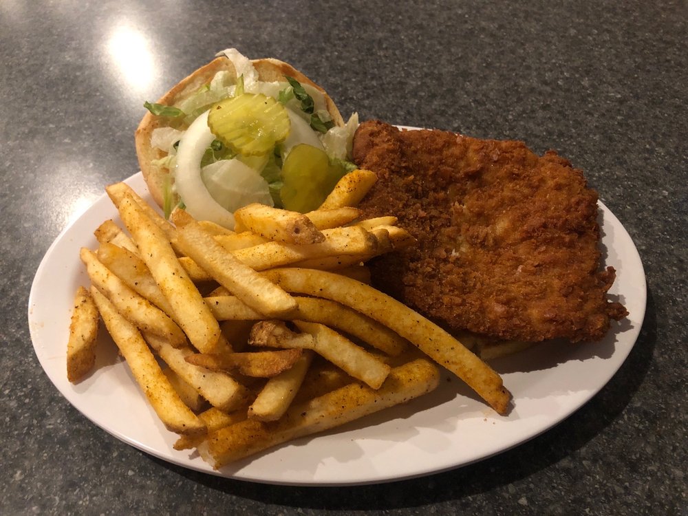 TUCK POINT BAR & GRILL Updated April 2024 101 S Main St, Ravenwood