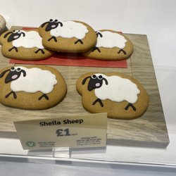 Sainsburys - Sheila Sheep biscuits