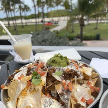Wet Willie's - Nachos and view - Lounges Near Me - Miami Beach, Florida Wet Willie's - Nachos and view - Lounges Near Me - Miami Beach, Florida