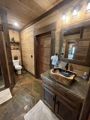 MOUNTAIN LIFE CABIN CLEANING - Updated January 2025 - 25 Photos - Blue