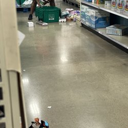 H-E-B plus! - Person
