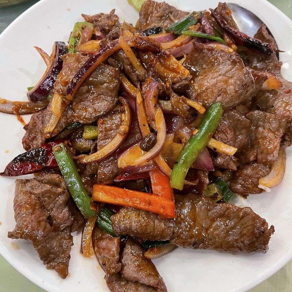 Hong Kong Chef - 341. 蒙古 / 雞 Mongolian Beef / Chicken - Cantonese Near Me - San Leandro, California Hong Kong Chef - 341. 蒙古 / 雞 Mongolian Beef / Chicken - Cantonese Near Me - San Leandro, California