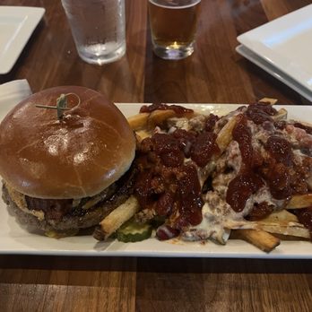 Bru Burger Bar - Plainfield - Southern Burger and Chili Cheese Fries - Burgers Near Me - Plainfield, Indiana