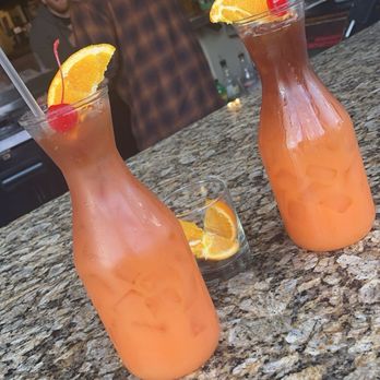 Saddle Ranch - Ranch Mai Tai - Steakhouses Near Me - Orange, California