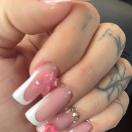 BEAUTIFUL NAILS BEAUTIFUL NAILS
